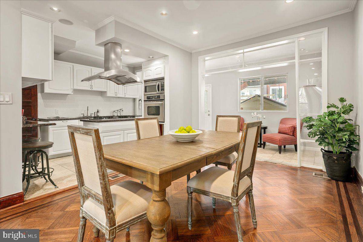 Washington, DC 20010,1360 PERRY PL NW