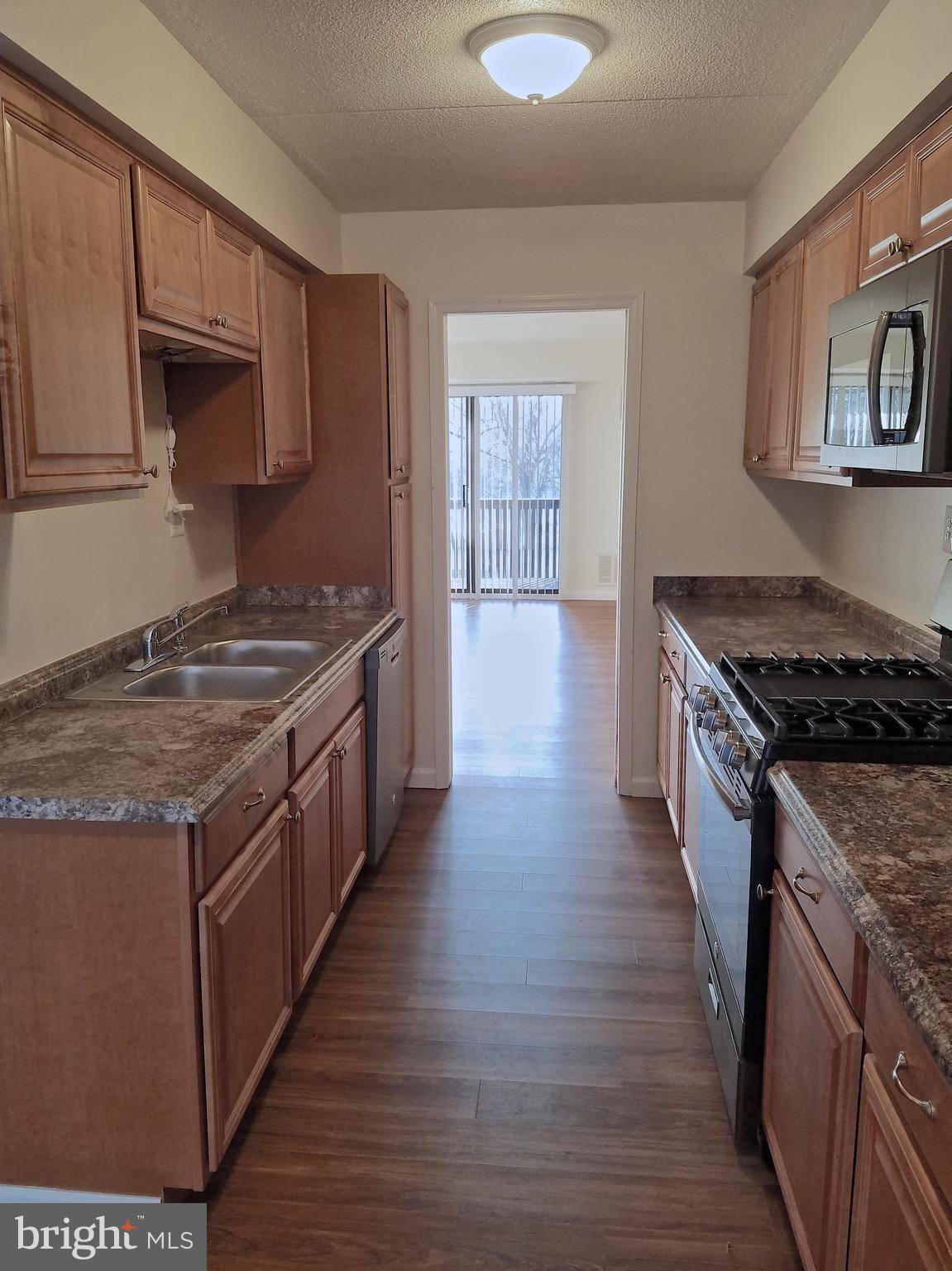 Columbia, MD 21044,5253 W RUNNING BROOK RD #201