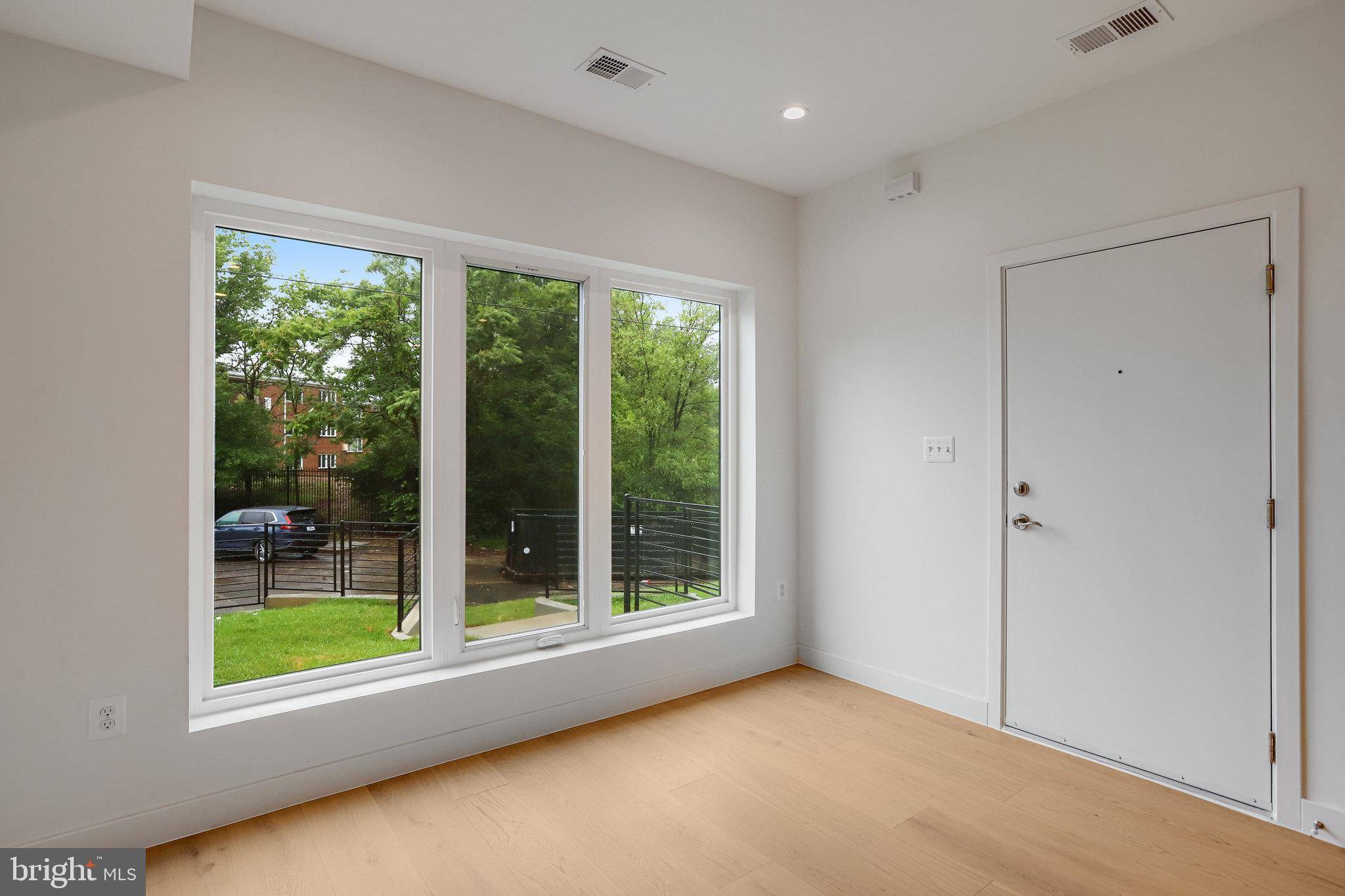 Washington, DC 20019,4904 D ST SE