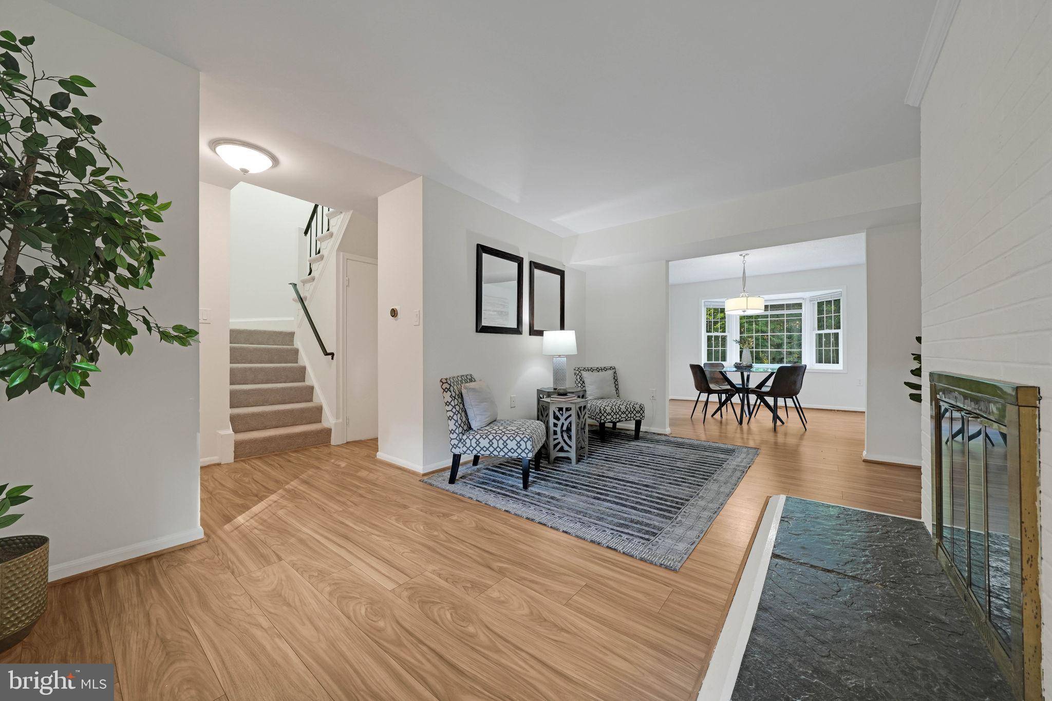 Vienna, VA 22180,1135 MOOREFIELD HILL CT SW