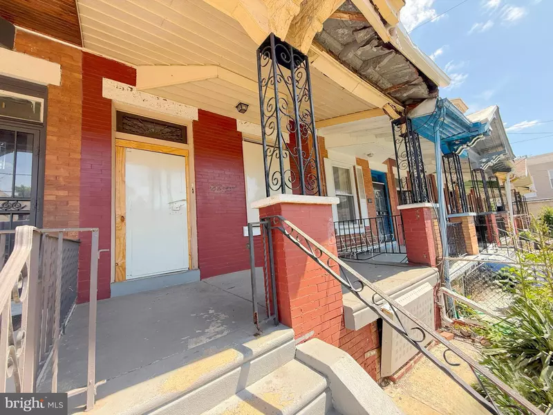 2519 W HAGERT ST, Philadelphia, PA 19132