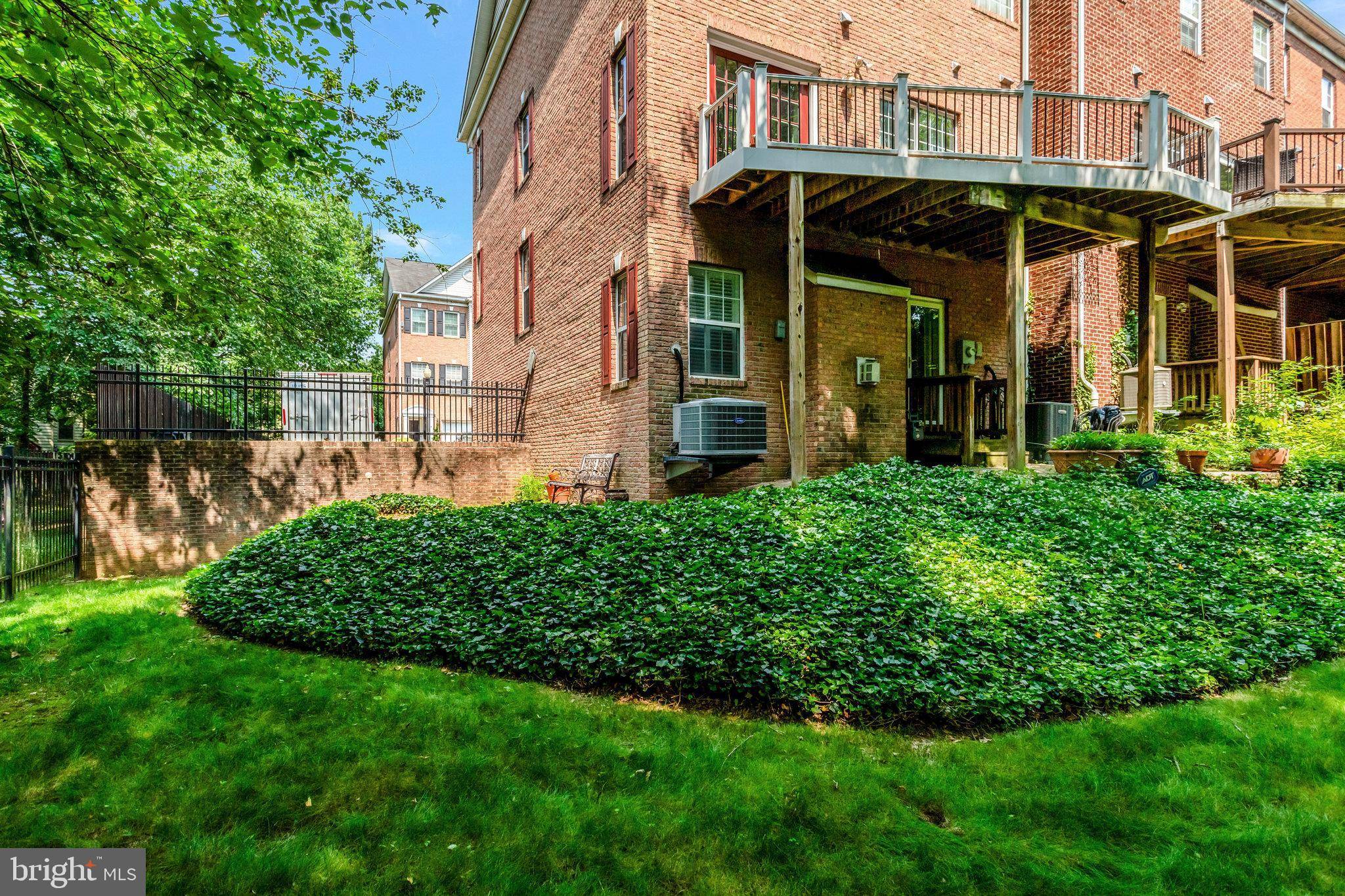 Alexandria, VA 22304,10 PHOENIX MILL PL
