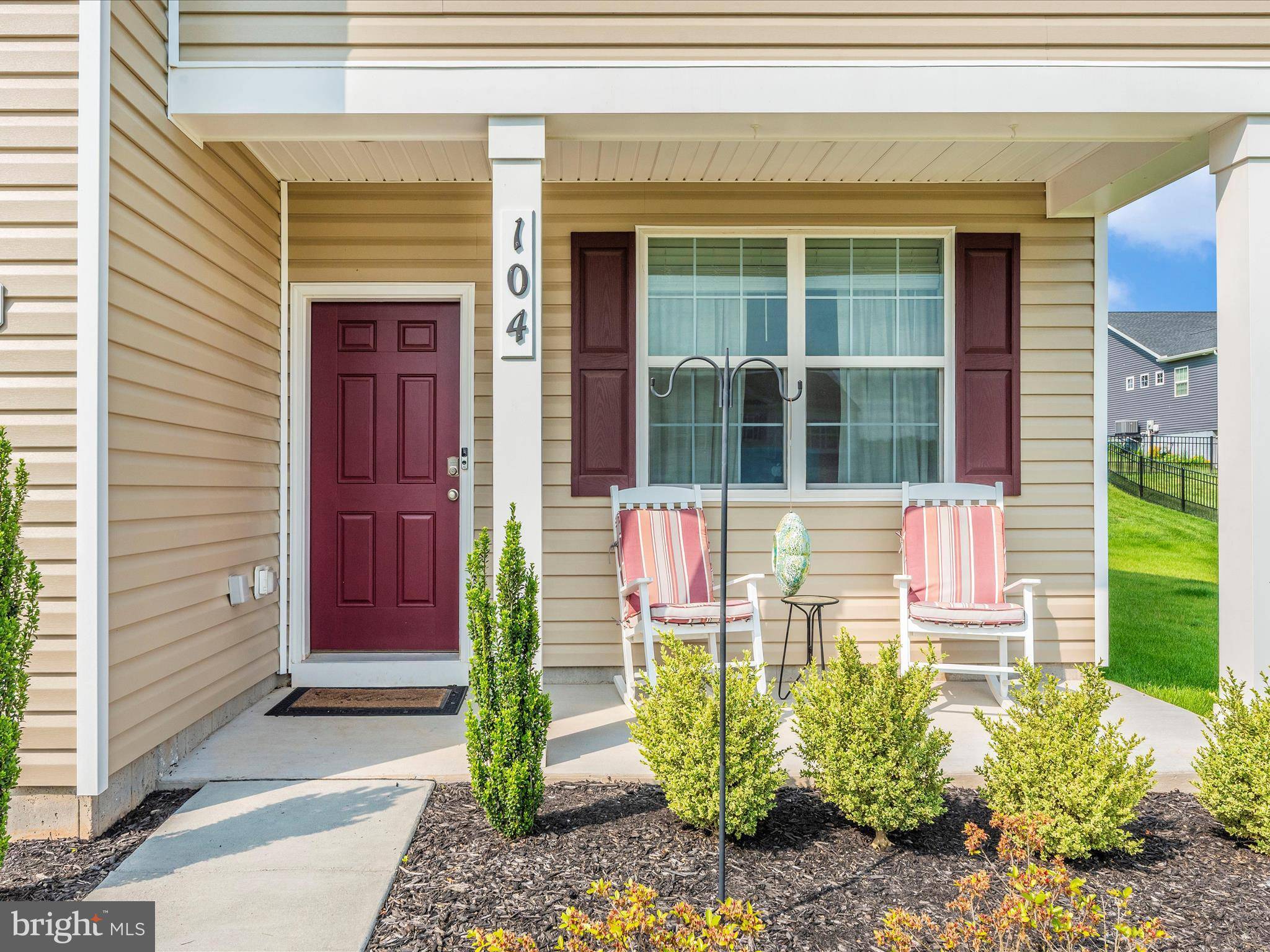 Hanover, PA 17331,104 KNOBBY HOOK