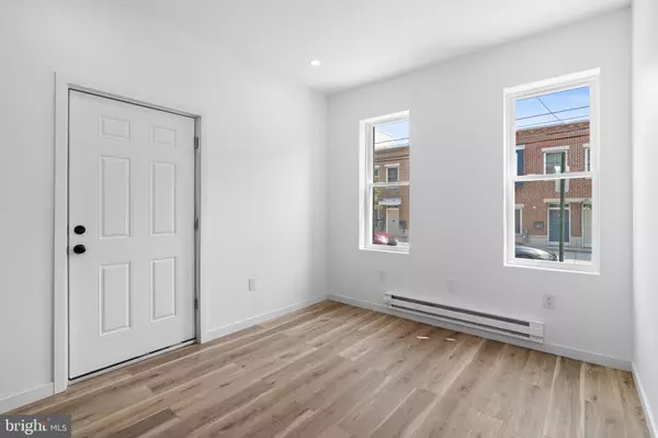 Philadelphia, PA 19121,2219 W OXFORD ST