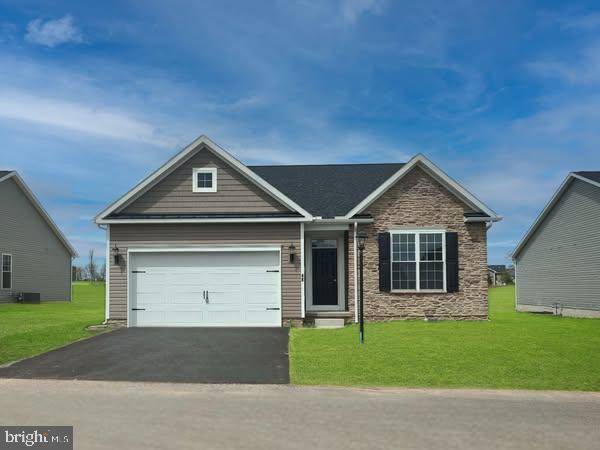 23 PARTRIDGE CT #C68, Gettysburg, PA 17325