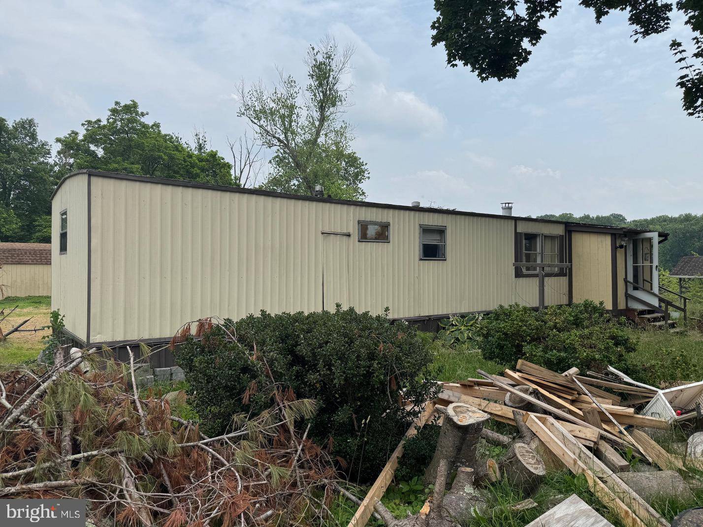 Falling Waters, WV 25419,164 MAGRUDER AVE