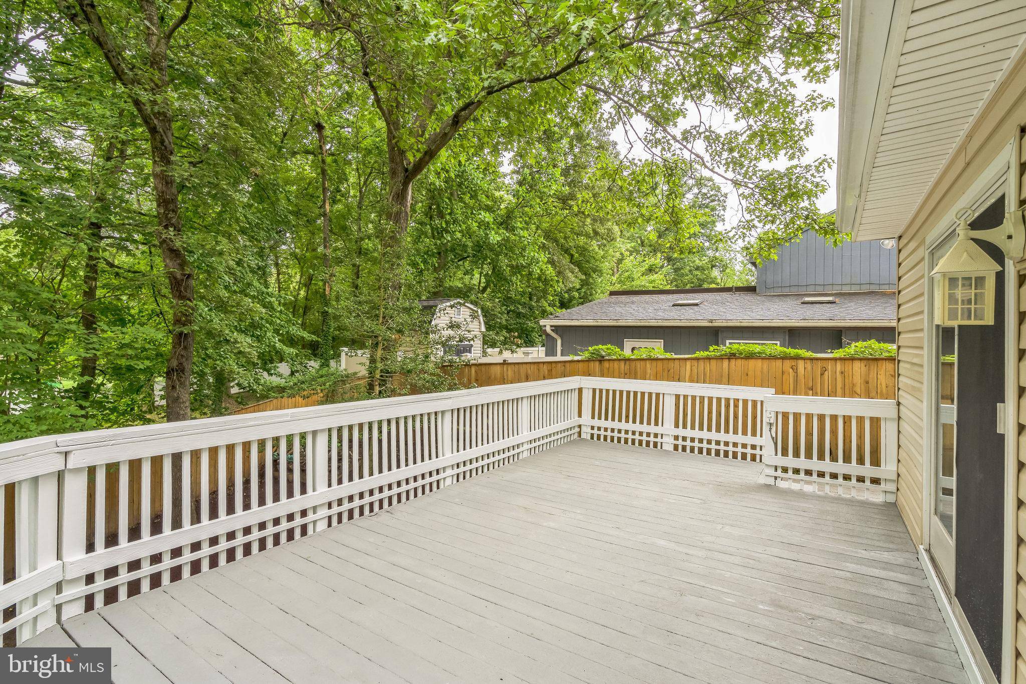 Severna Park, MD 21146,669 DILL RD