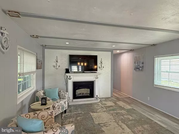 Rehoboth Beach, DE 19971,21 POWDER HORN LN