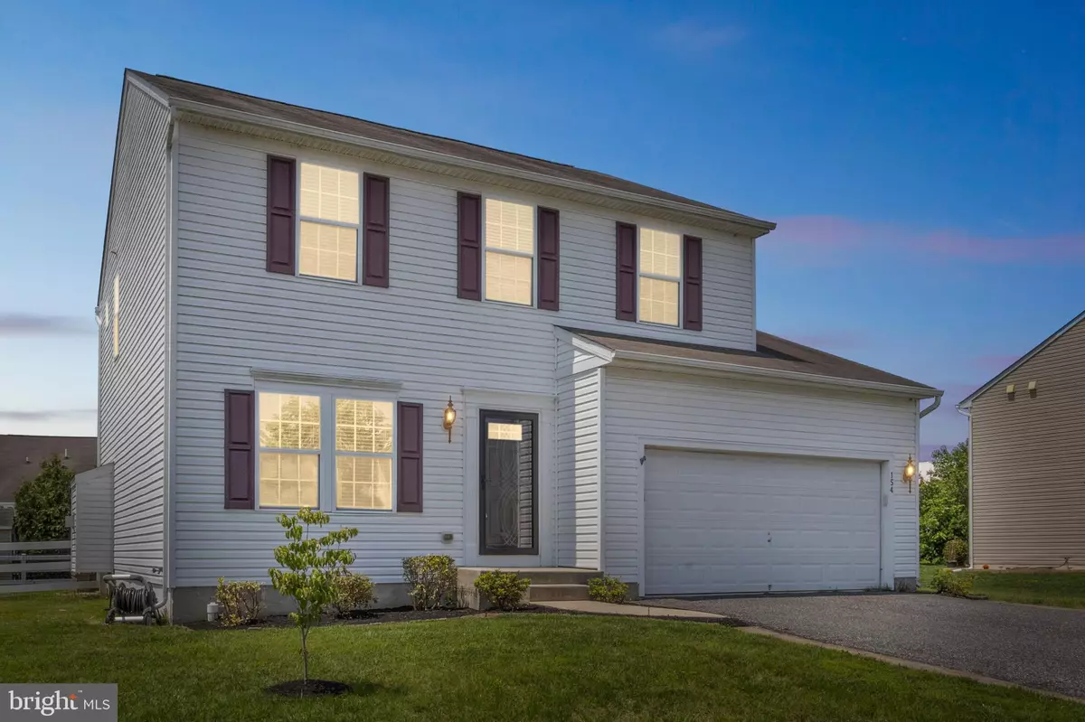 Smyrna, DE 19977,154 WILLOWWOOD DR