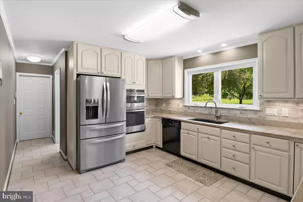 Owings, MD 20736,1015 DORIS DR