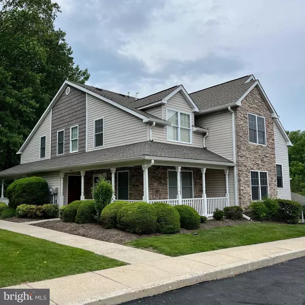 Philadelphia, PA 19111,538 EASY ST #T84