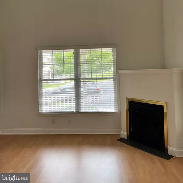 Philadelphia, PA 19111,538 EASY ST #T84