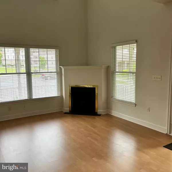 Philadelphia, PA 19111,538 EASY ST #T84