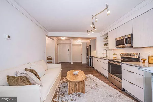 Arlington, VA 22202,1805 CRYSTAL DR #403S