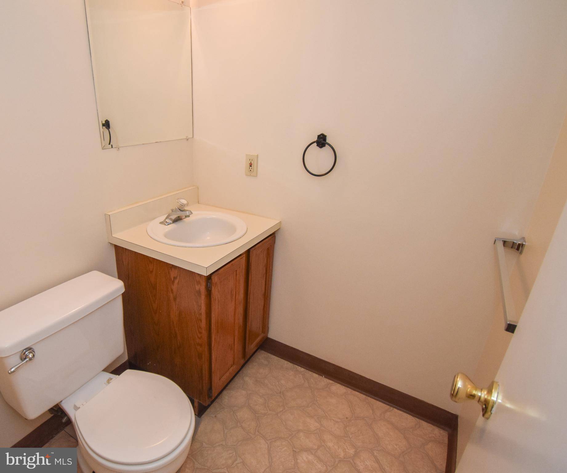 Horsham, PA 19044,403 AVENUE A #UNIT B