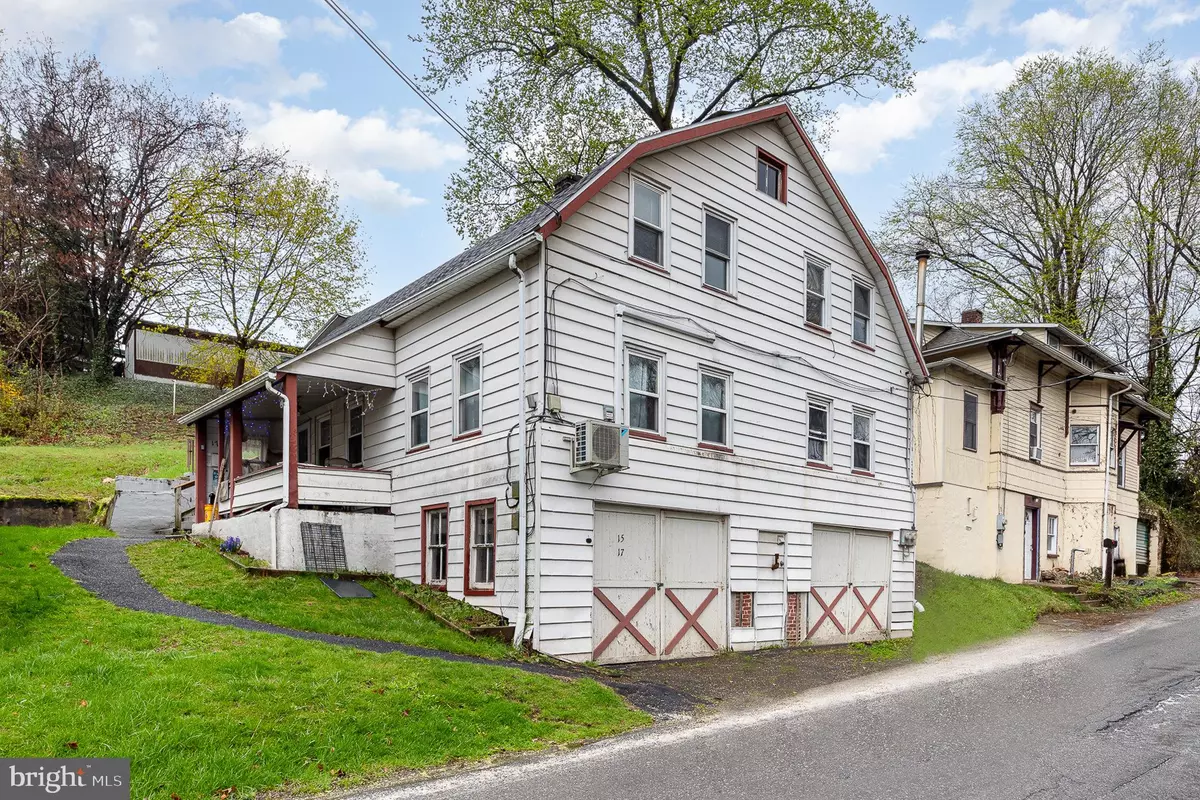 Duncannon, PA 17020,15-17 LOCUST ST