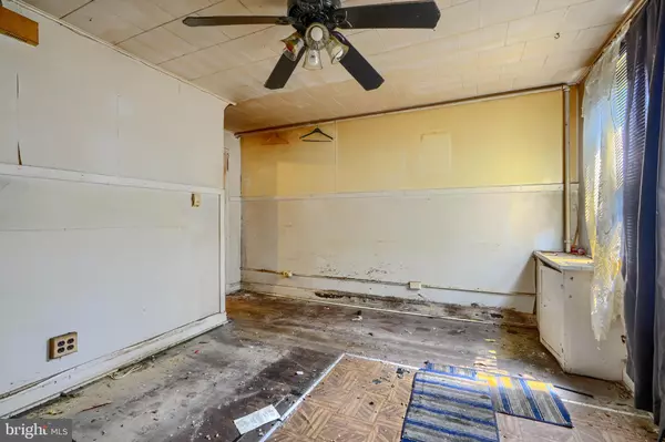 Baltimore, MD 21225,2837 ROUND RD