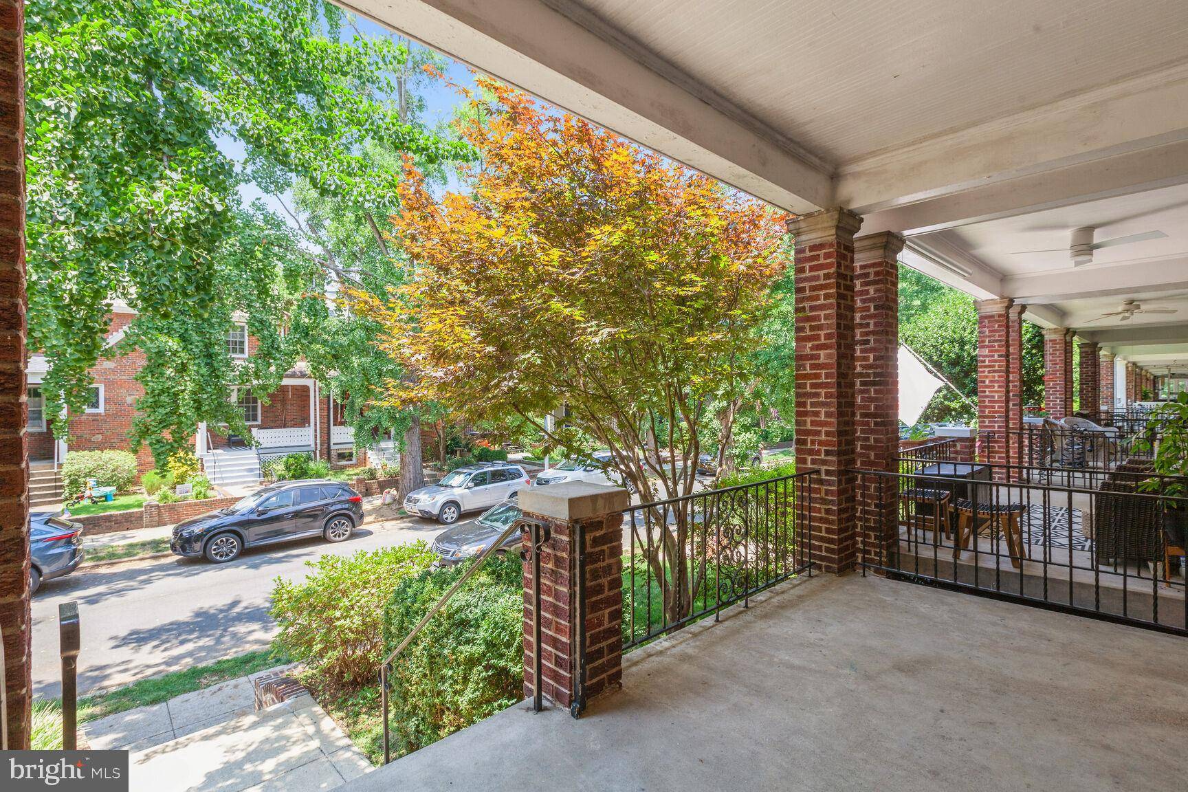 Washington, DC 20007,2433 39TH PL NW