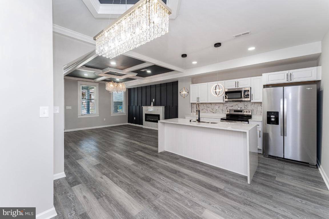 1607 SAINT STEPHENS ST, Baltimore, MD 21216