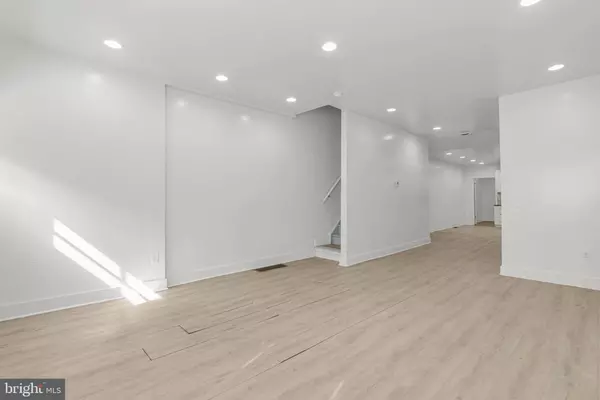 Philadelphia, PA 19121,2135 N 20TH ST