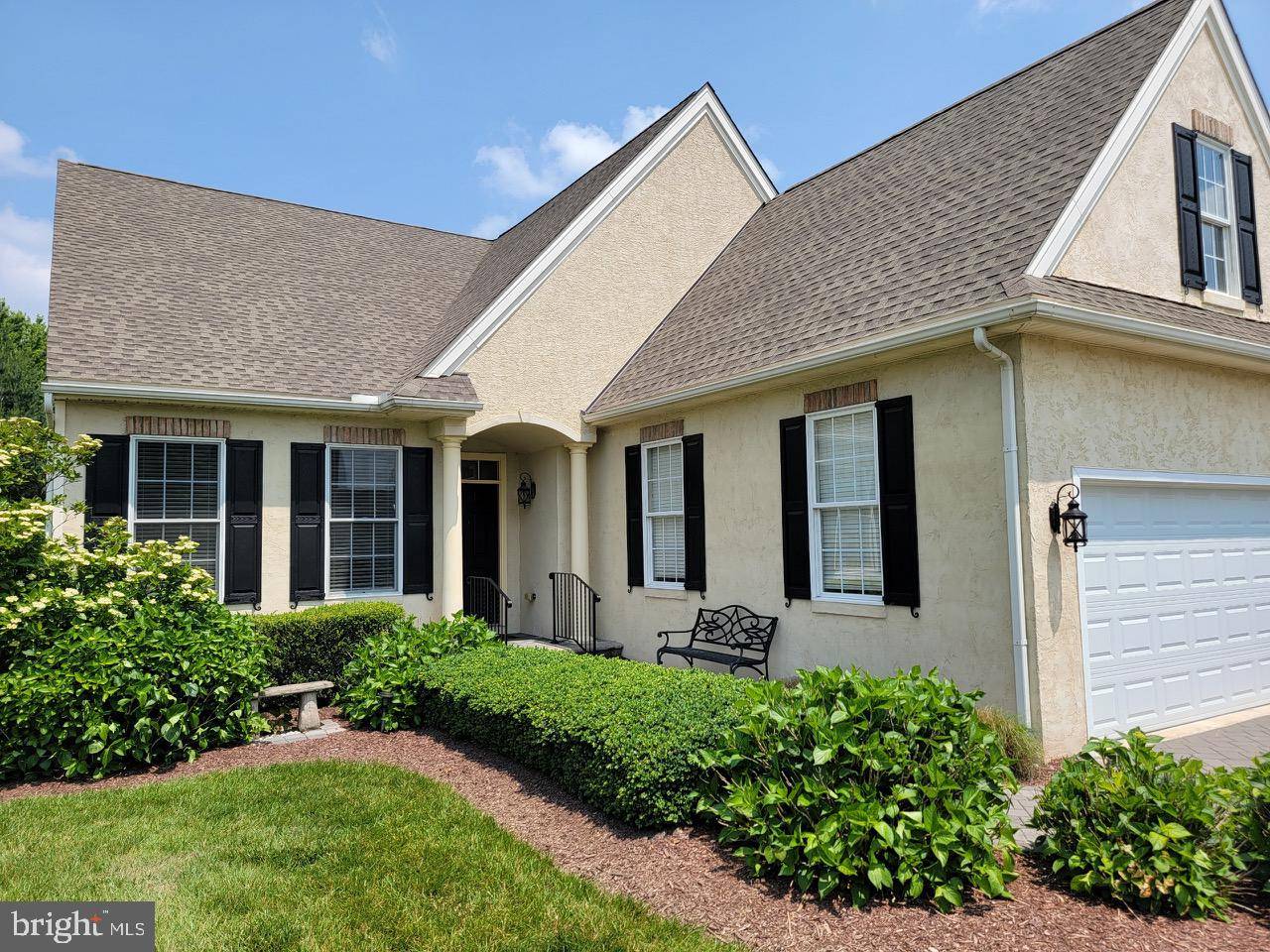 339 CARLISLE DR, Avondale, PA 19311