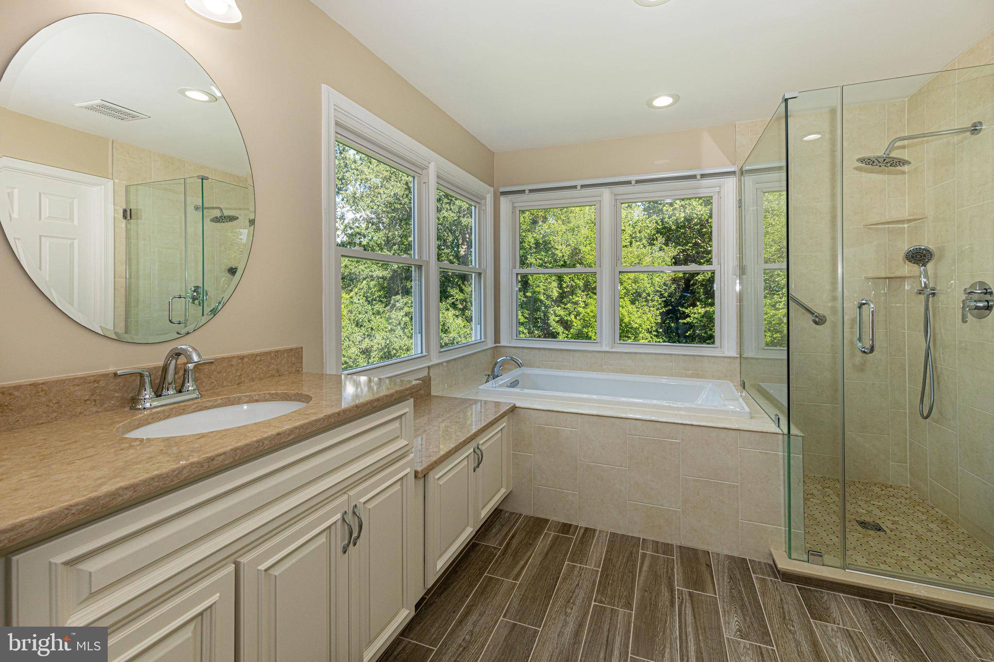 Fairfax Station, VA 22039,8105 OVERLAKE CT