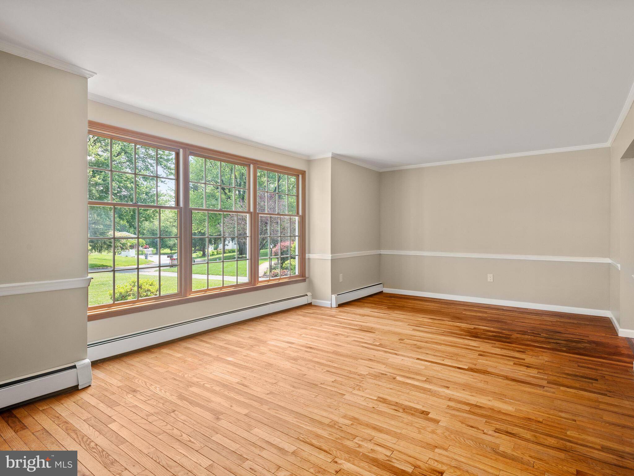 West Chester, PA 19380,1396 BITTERSWEET LN
