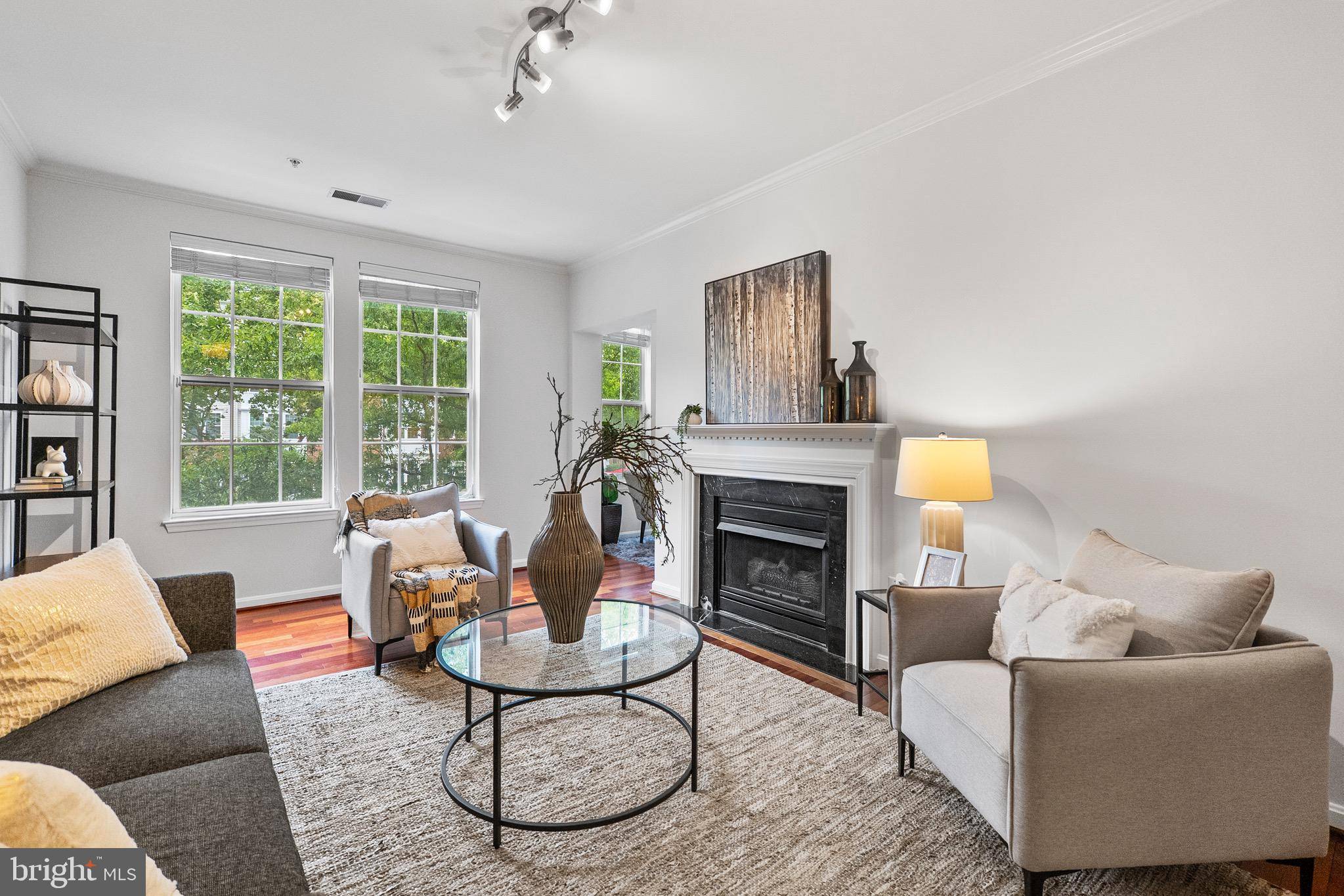 Alexandria, VA 22304,4951 BRENMAN PARK DR #209