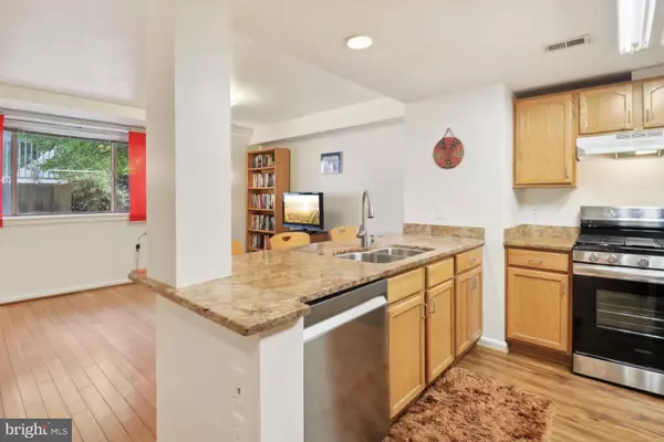 Silver Spring, MD 20910,7981 EASTERN AVE NW #211