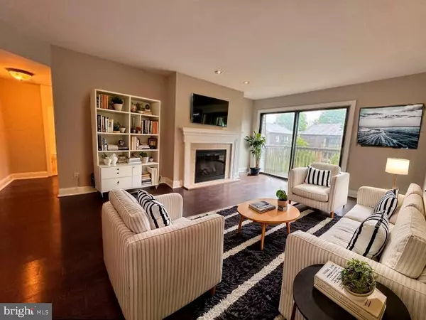 Lawrenceville, NJ 08648,423 LAWRENCEVILLE RD #102