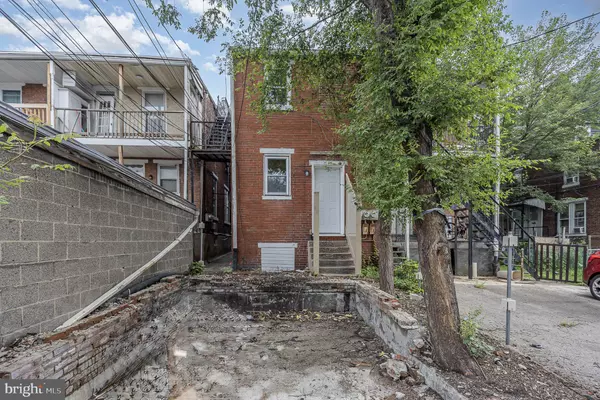 Harrisburg, PA 17104,1621 BERRYHILL ST