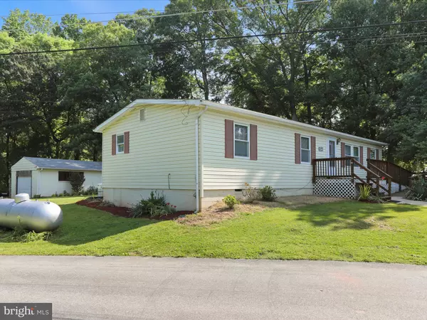 Sandy Spring, MD 20860,18540 BROOKE RD