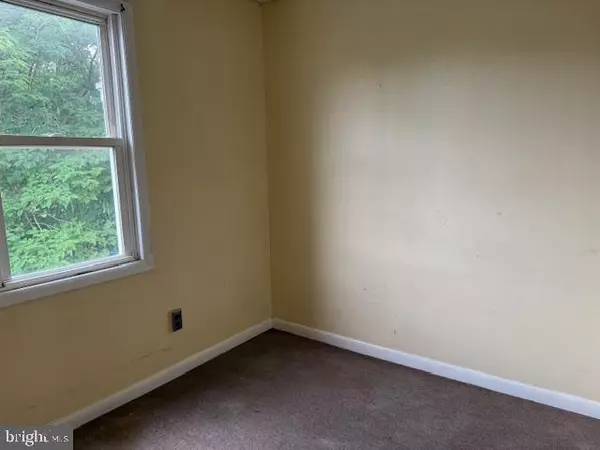 Gloucester City, NJ 08030,120 S KING ST