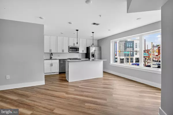 Philadelphia, PA 19104,3965 LANCASTER AVE #201