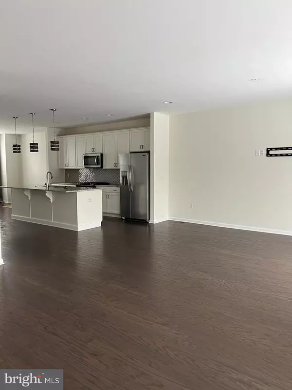 Marlton, NJ 08053,31 EDDY WAY