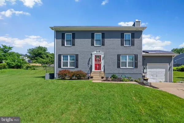 Landover, MD 20785,206 ROYAL OAK CIR