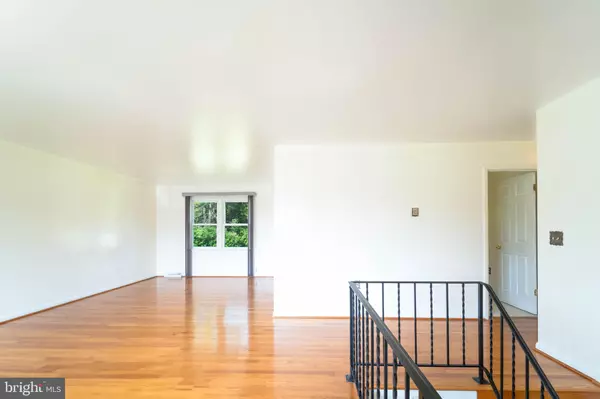 Dumfries, VA 22026,4153 BASSETT CT