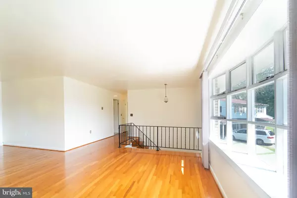 Dumfries, VA 22026,4153 BASSETT CT