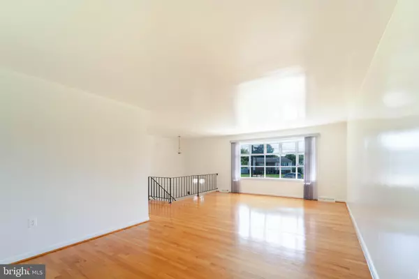 Dumfries, VA 22026,4153 BASSETT CT