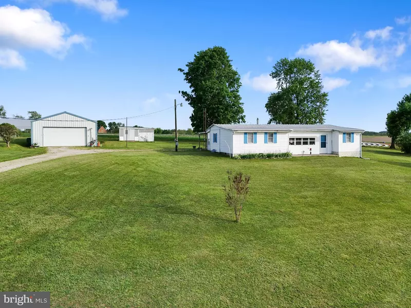 4372 WESTVIEW DR, Stewartstown, PA 17363