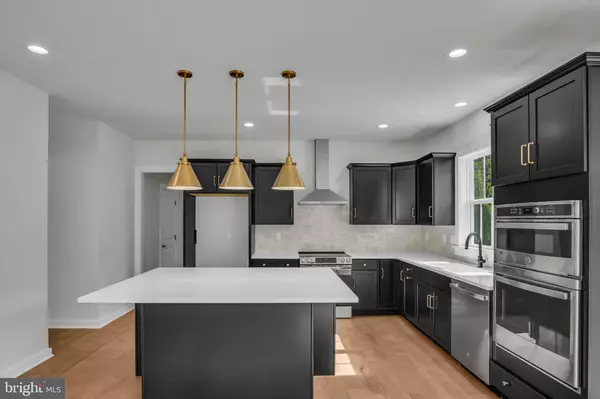 Harrisburg, PA 17112,4488 CONTINENTAL DRIVE