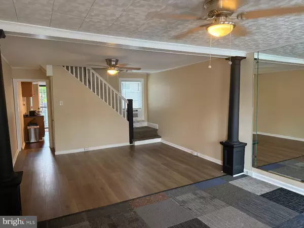 Wilmington, DE 19801,806 E EIGHTH ST