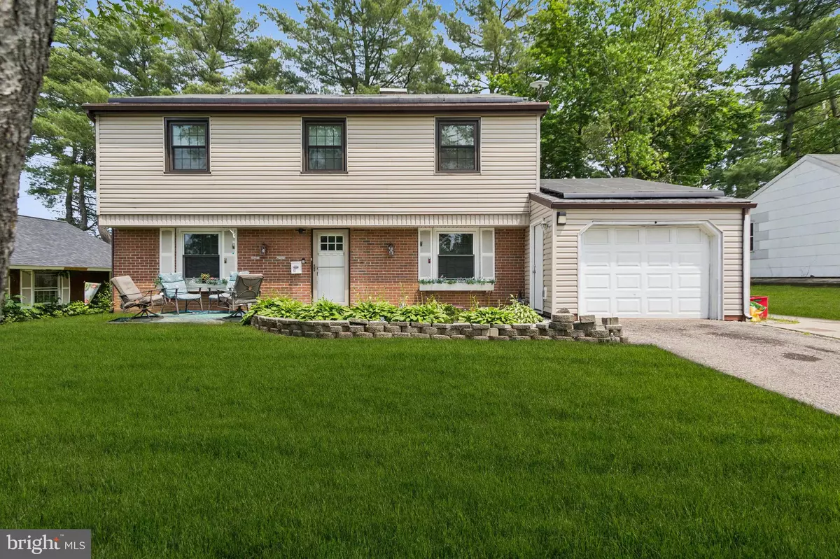 Willingboro, NJ 08046,60 PINAFORE LN