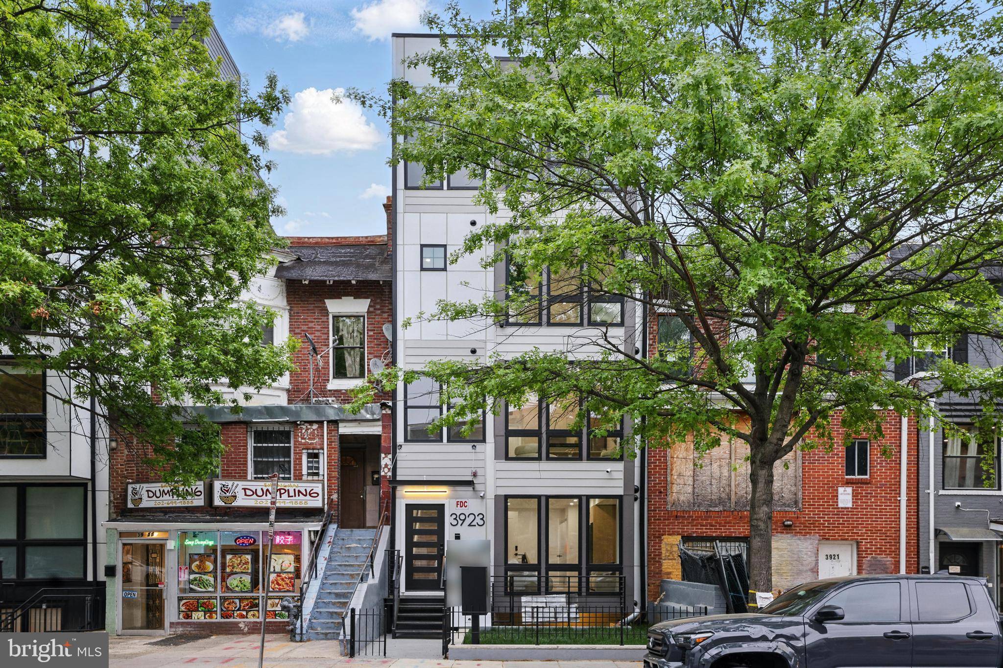 Washington, DC 20011,3923 14TH ST NW #2