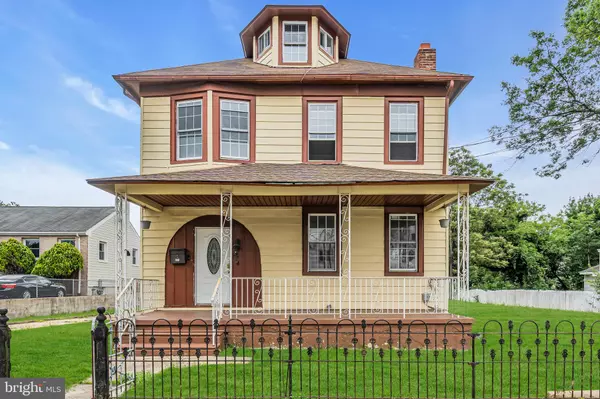 224 E WASHINGTON ST, Riverside, NJ 08075