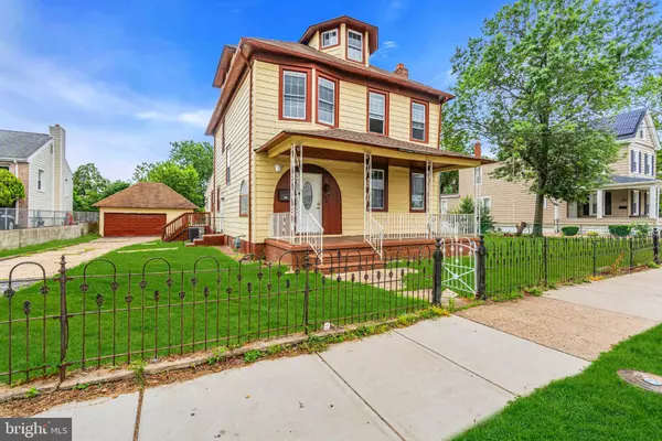 224 E WASHINGTON ST, Riverside, NJ 08075