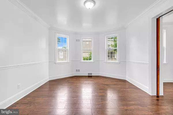 Riverside, NJ 08075,224 E WASHINGTON ST