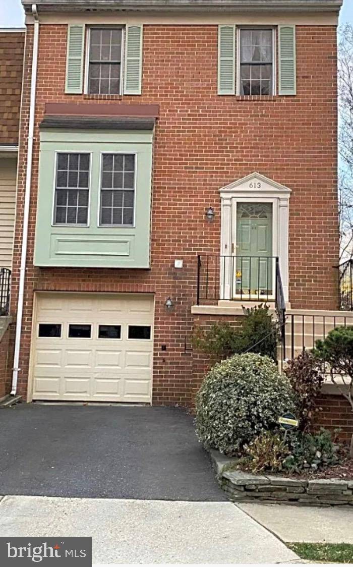 Gaithersburg, MD 20878,613 SUFFIELD DR