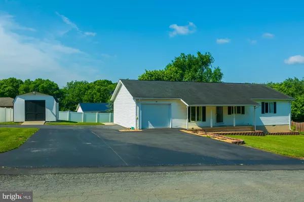 90 KONCER DR, Martinsburg, WV 25404