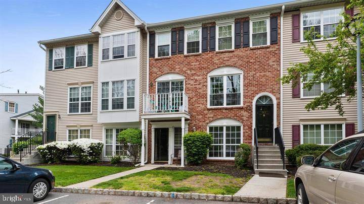 92 CHAMBORD CT, Trenton, NJ 08619